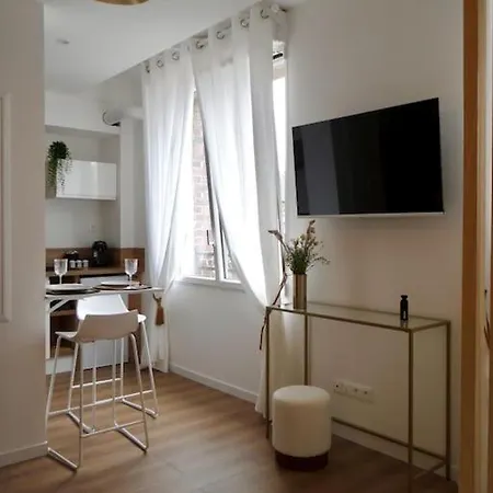 Le Blum *hyper-centre* Avec *canal Plus*